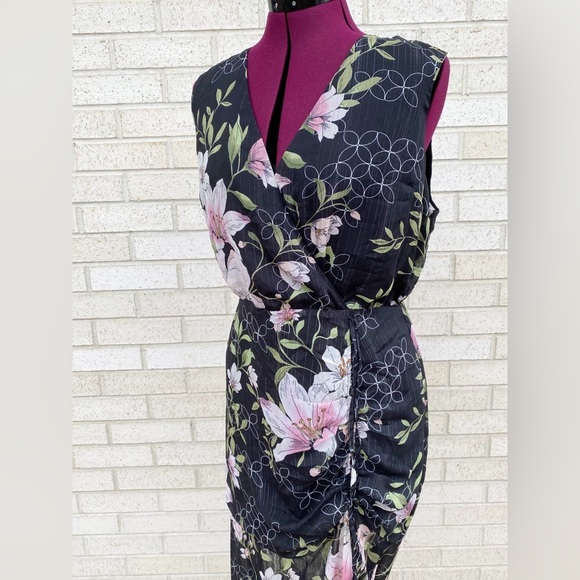 Guess Black Floral Maxi Dress Nadira Metallic Sheer Sleeveless Size XL - Picture 7 of 16